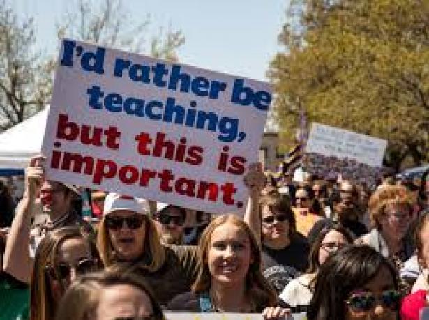 sacramento-teacher-strike-is-a-warning-to-redfored-movement-everywhere